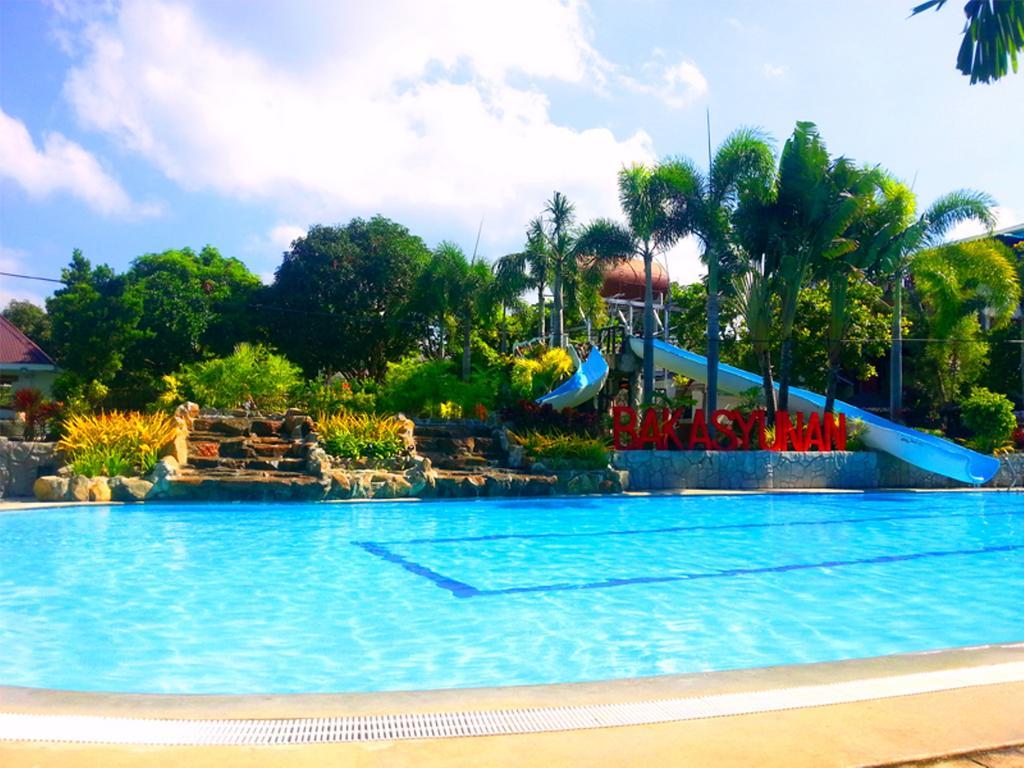 Bakasyunan Resort And Conference Center - Zambales Iba Dış mekan fotoğraf